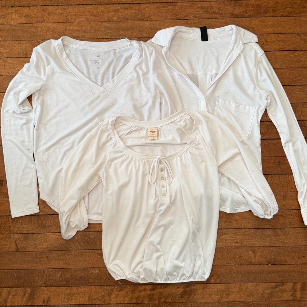 White Long Sleeve Tops bundle size small